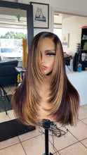 Load image into Gallery viewer, 18” Straight Glueless Closure Wig