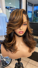 Load image into Gallery viewer, Closure Wigs